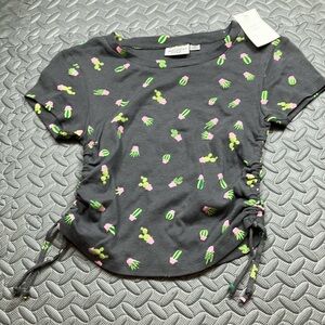 Mighty Fine Women's Black‎ Tee with Cactus Print Runched sides Size XS NWT